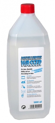 Destilliertes__Entmineralisiertes_Wasser_Flasche_1000ml_farblos_Wasserzusaetze_UV_Licht_Korros