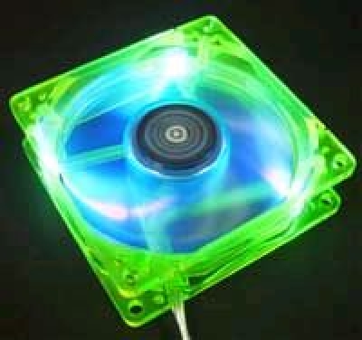 AeroCool_3_UV_LED_Transparent_Fan_80mm_gruen_blau_Luefter_Drehzahl_Foerdermenge_CFM_Foerdervolumen_
