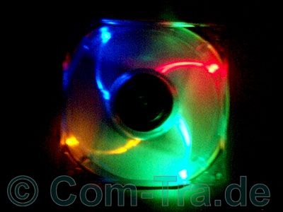 Crystal_4LED_Transparent_Fan_80mm_4_farbig_Luefter_Drehzahl_Foerdermenge_CFM_Foerdervolumen_80_mm